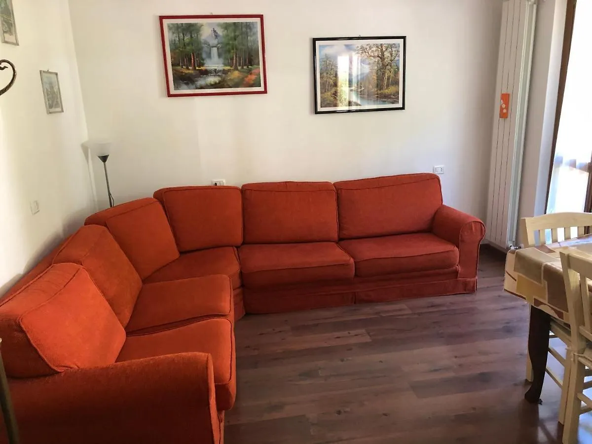 Apartment Residenza Tulipano Carona  Italy